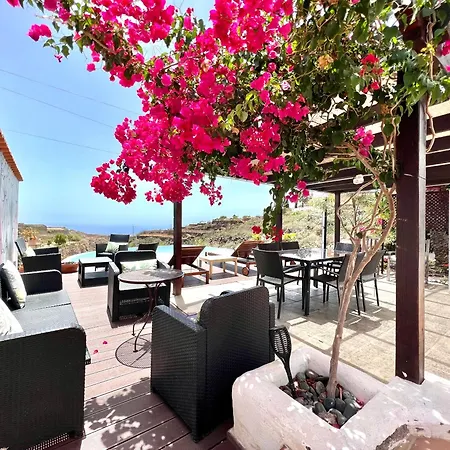 Wonderful With Heated Infinity Swimming Pool, Ocean View In Tenerife South 산미겔데아보나